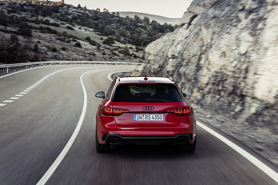  Audi RS4 Avant (B9) 2019 года  (WW) (фото 31 из 67)